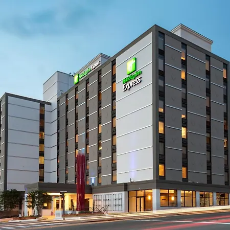 Holiday Inn Express Nashville-Downtown - Broadway By Ihg-2